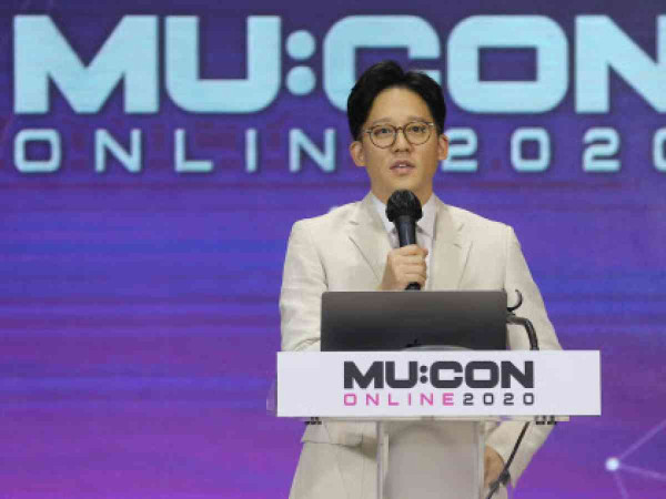 Gaji dan Bonus CEO SM, JYP, YG, dan HYBE Paruh Pertama 2022