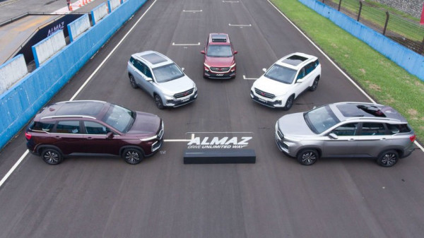 Auto Ganteng, Ini Daftar Mobil dengan Sunroof di Bawah Rp500 Juta