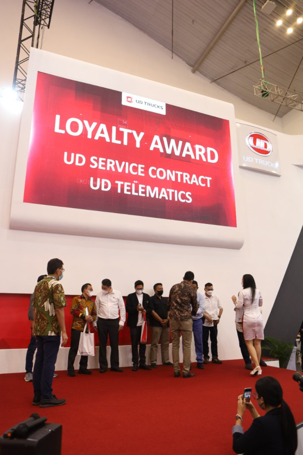 UD Trucks Siap Berikan Layanan Purna Jual Canggih Bebas Repot buat Konsumen