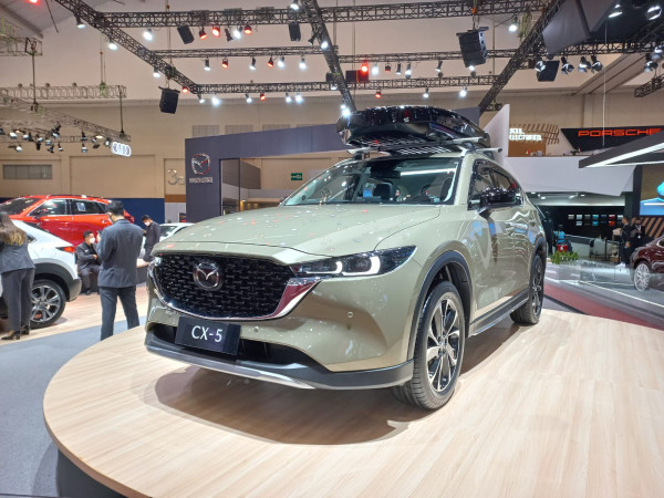 Ini 6 Mobil di GIIAS 2022 yang Berani Tampil Norak dan Atraktif