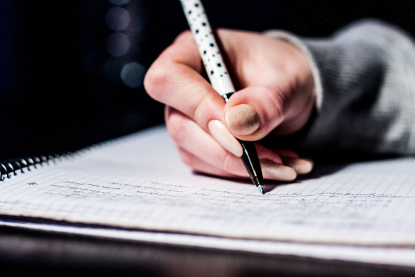 7 Tips Kelola Kesehatan Mental untuk Mahasiswa