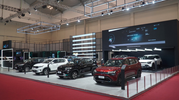 Ancaman Merek Jepang, Dua Mobil Korea Selatan Berkibar di GIIAS 2022