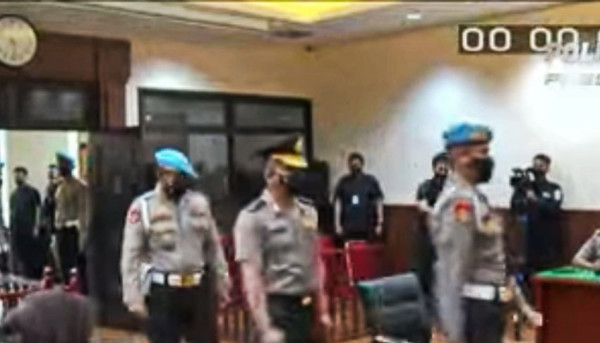 Begini Penampakan Irjen Ferdy Sambo saat Menjalani Sidang Etik