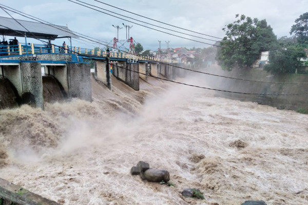 3 Sungai Terpanjang di Bogor, Nomor 2 Membelah Kota Jakarta