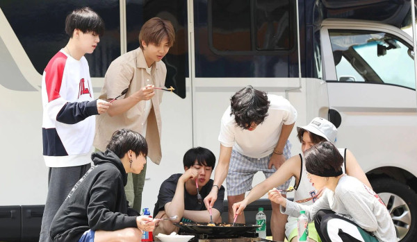 10 Variety Show dengan Rating Tertinggi di Mydramalist, Dijamin Seru dan Kocak!