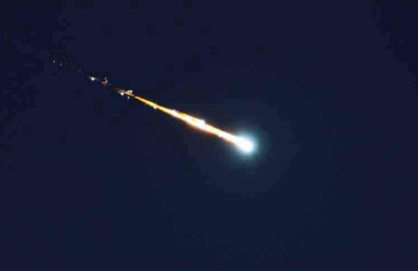 Bikin Ngeri, Ada 6.100 Meteorit Jatuh ke Bumi Setiap Tahun