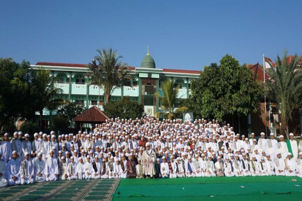 5 Keturunan Nabi Muhammad yang Punya Pesantren Besar di Indonesia