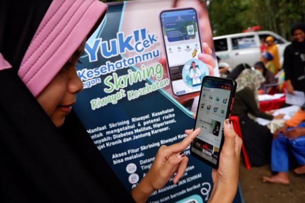 Jemput Bola Layanan Kesehatan di Pelosok Desa
