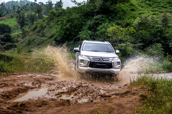 Pertarungan SUV 7 Kursi Makin Sengit, Ini yang Bikin Pajero Sport Disukai konsumen.