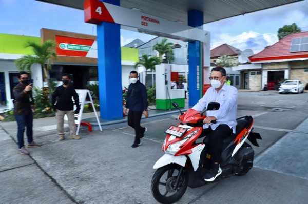 Jelang Helat G20, Menteri ESDM Tinjau Kesiapan Green Energy Station Pertamina di Bali