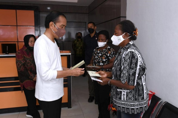 Presiden Salurkan BLT BBM Tahap I kepada 20,6 Juta KPM