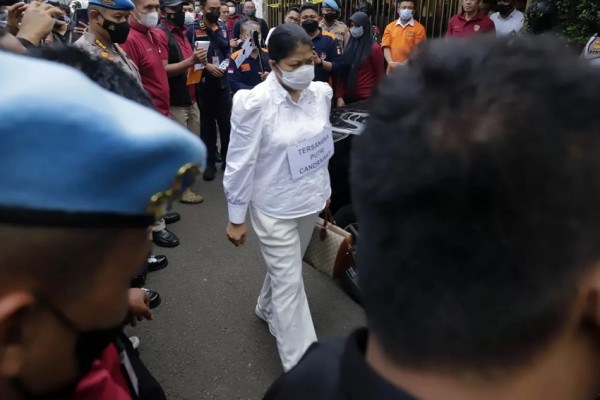 Mengintip Koleksi Tas Mewah Putri Candrawathi di Kamarnya