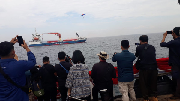 Keseruan Ngopi Bareng KSAL Laksamana TNI Yudo Margono dengan Para Pemred di Atas KRI Dewaruci