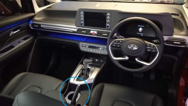 Hyundai Stargazer Masih Pakai Rem Tangan Manual di Tengah Deretan Fitur Canggih, Ini Jawabannya