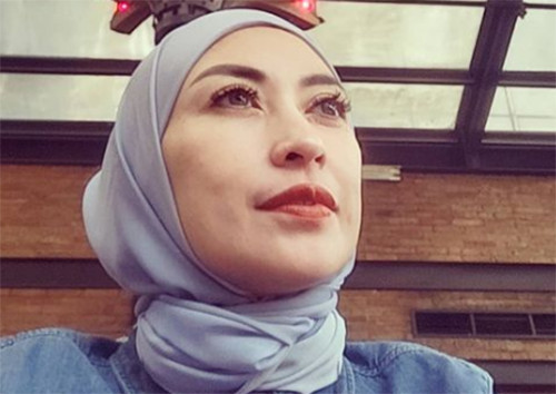 5 Artis Cantik Ini Pernah Jadi Asisten Pribadi Hotman Paris Hutapea