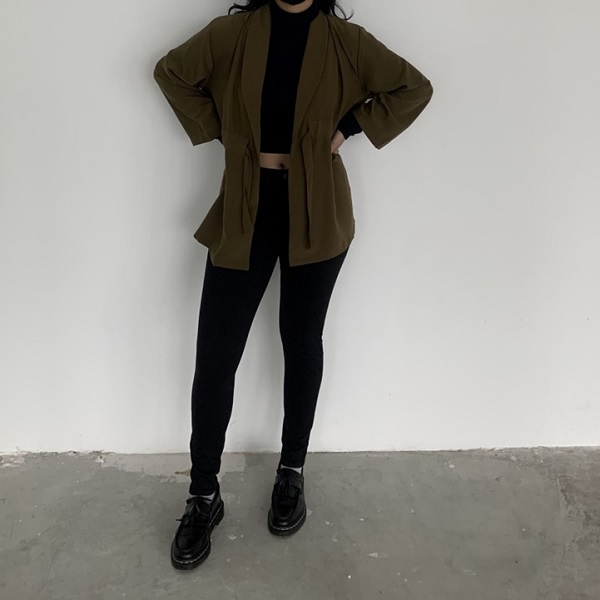 Enggak Pakai Ribet, Begini Cara Termudah Mix & Match Kimono Outer