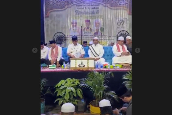 Usai Sampaikan Keterangan ke KPK, Anies Hadiri Istigasah dan Doa Bersama