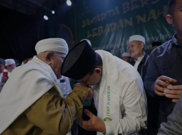 Sholawat Bareng Ulama, Anies Yakin Membawa Keberkahan bagi Jakarta