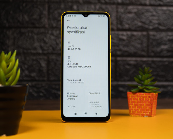Review POCO C40, Ponsel Entry Level Terbaik di 2022?