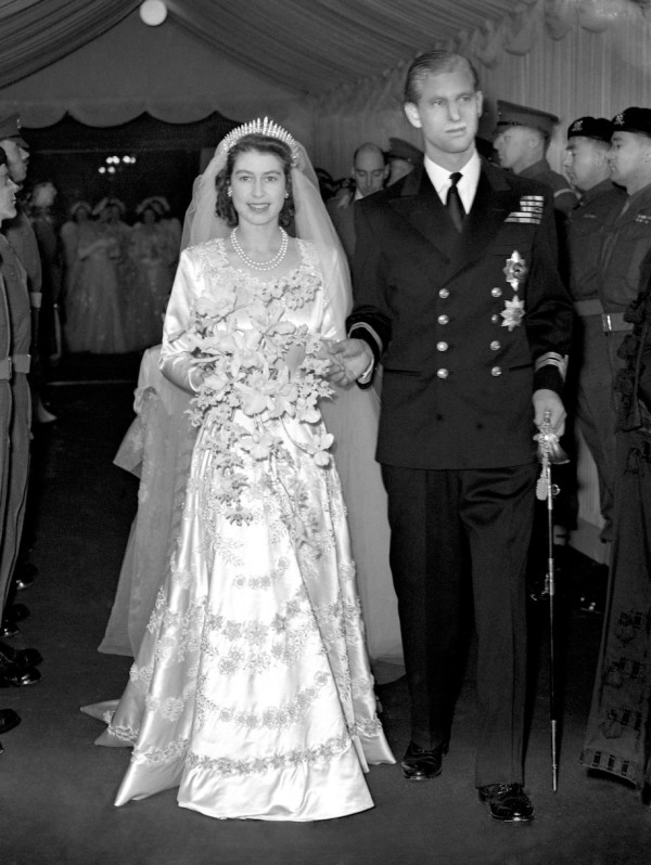 Kisah Cinta Ratu Elizabeth II dan Pangeran Philip yang Setia hingga Akhir Hayat