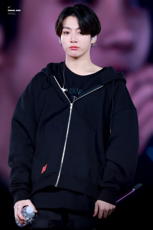 5 Idol K-Pop Terluka Serius saat Tampil di Panggung, Nomor 3 Alami Patah Tulang Panggul