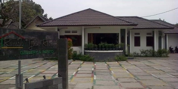 4 Tempat Kuliner Legendaris Bersejarah di Indonesia, Nomor 3 Berdiri sebelum Merdeka