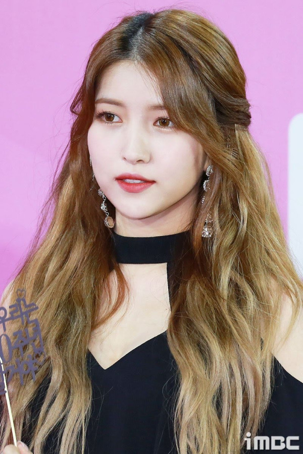 5 Idol K-Pop Terluka Serius saat Tampil di Panggung, Nomor 3 Alami Patah Tulang Panggul