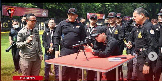 Profil Komjen Pol Anang Revandoko, Jenderal Bintang 3 Pertama Komandan Brimob yang Jago Tembak