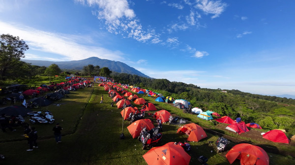 Begini Rasanya Riding Sambil Kemping di Alam Terbuka ala Maxi Yamaha Day 2022