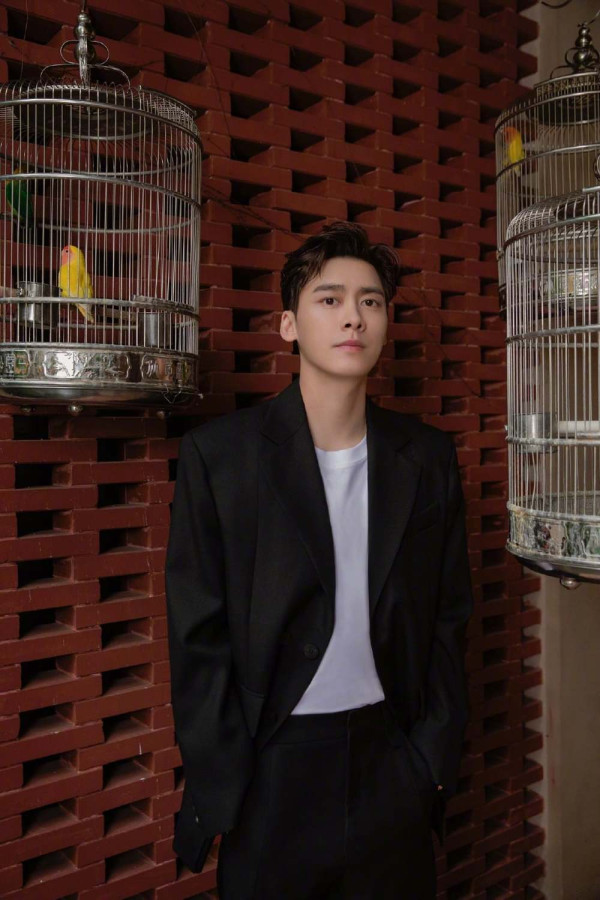 Profil Li Yifeng, Aktor China yang Ditangkap karena Kasus Prostitusi