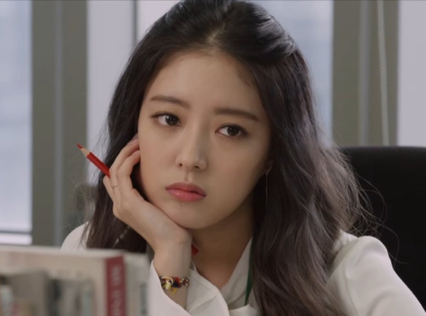 8 Drama Korea yang Dibintangi Lee Se-Young, Pemeran The Law Cafe