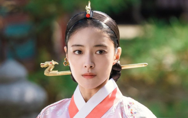8 Drama Korea yang Dibintangi Lee Se-Young, Pemeran The Law Cafe