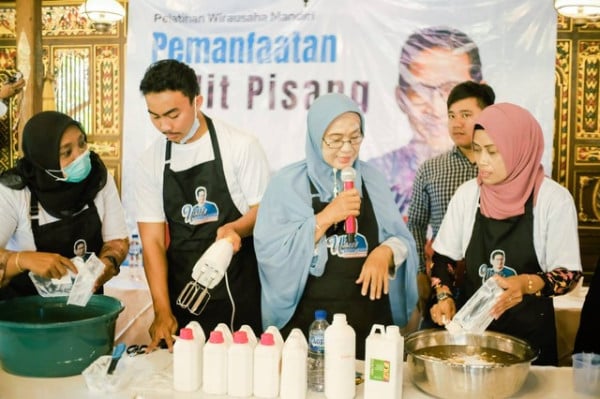 Relawan Sandi Tulungagung Beri Pelatihan Olah Kulit Pisang Jadi Kosmetik