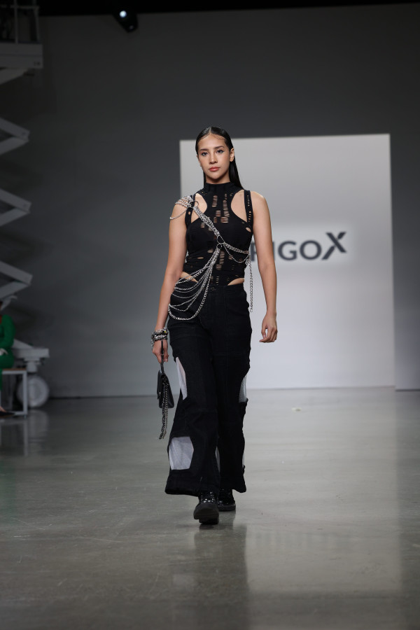 Enzy Storia hingga Raffi Ahmad, Ini 6 Artis Indonesia yang Tampil di New York Fashion Week