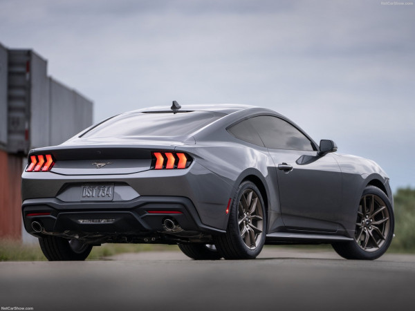 Ford Mustang Baru Punya Kokpit Digital Terinspirasi Pesawat Jet Tempur