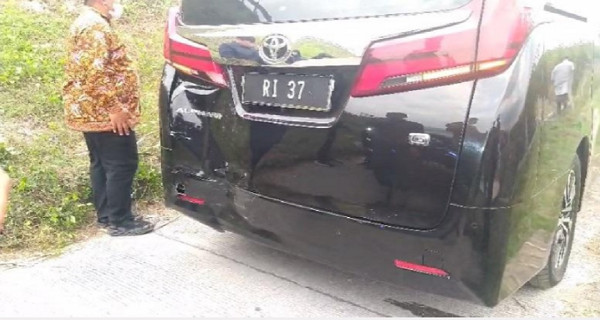 Ini Penampakan Mobil Menteri Pertanian Usai Tabrakan di Tol Jombang