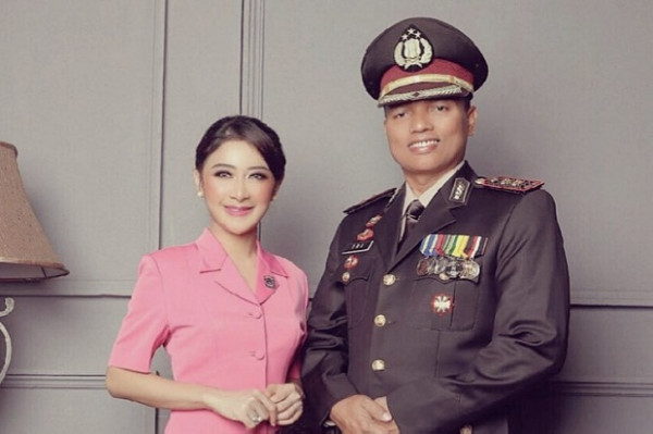 3 Artis Cantik yang Dinikahi Polisi, Nomor 2 Langsung Vakum di Dunia Hiburan