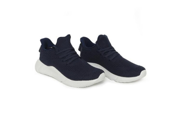 Makin Nyaman Berolahraga Menggunakan 7 Sepatu Olahraga Lokal Phoenix Shoes
