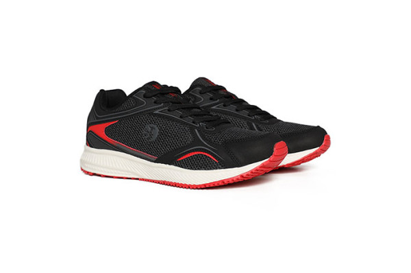 Makin Nyaman Berolahraga Menggunakan 7 Sepatu Olahraga Lokal Phoenix Shoes