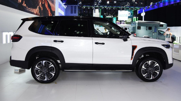 SUV Gagah dari China Ini Siap Tantang Toyota Fortuner dan Pajero Sport