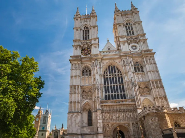 Fakta Westminster Abbey Tempat Pemakaman Ratu Elizabeth II