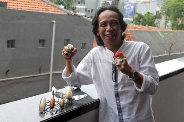 Artis yang Memiliki Makam di Rumahnya, dari Ahmad Dhani hingga Iwan Fals