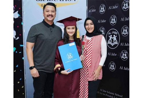 3 Artis yang Bercerai karena Selingkuh, Nomor Terakhir Kepergok di Hotel
