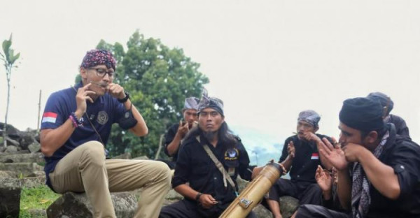 Lestarikan Musik Tradisional, Sandiaga Ajak Grup Karinding Tampil di Ajang ADWI 2022
