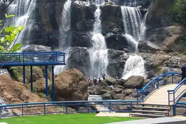 4 Rekomendasi Wisata Curug di Jawa Barat yang Cocok Dikunjungi saat Liburan