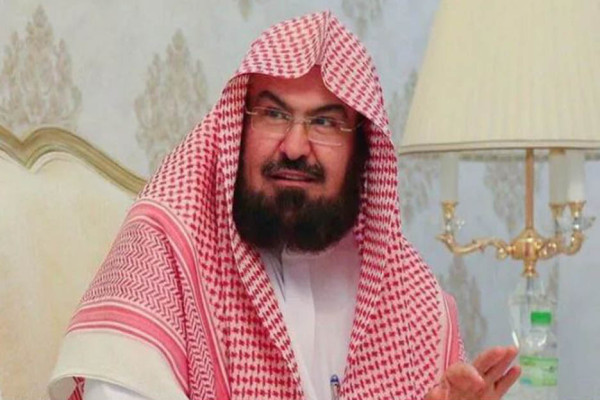 5 Imam Masjidil Haram yang Memiliki Suara Bacaan Al-Qur'an Merdu