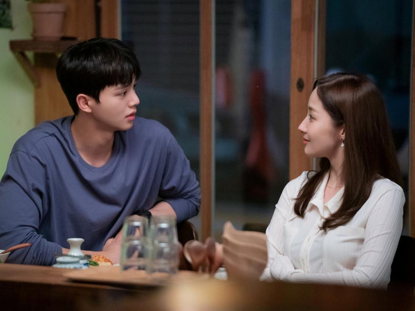 10 Drama Korea Komedi Romantis Rating Tertinggi di Rotten Tomatoes