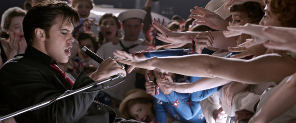 CERMIN: Pemberontakan Elvis Presley