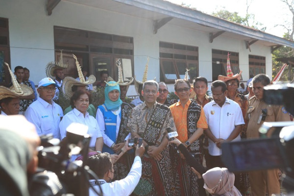 Pemerintah Alokasikan PMN Rp258 Miliar Hadirkan Listrik PLN di 97 Desa Terpencil NTT