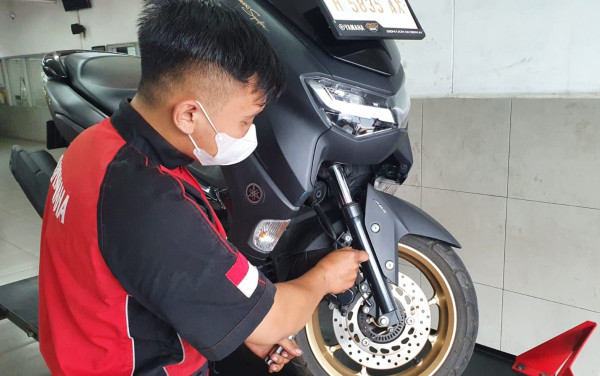 Hindari Rem Blong! Lakukan Ini Agar Rem Cakram Motor Tidak Overheat